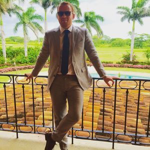 Meet your Posher, Bobby